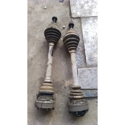 Volkswagen Transporter T4 2.5 tdı çıkma orjinal sağ sol akis