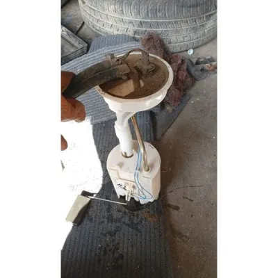 Volkswagen Transporter T4 2 5 TDi çıkma orijinal mazot depo şamandırası şamandıra