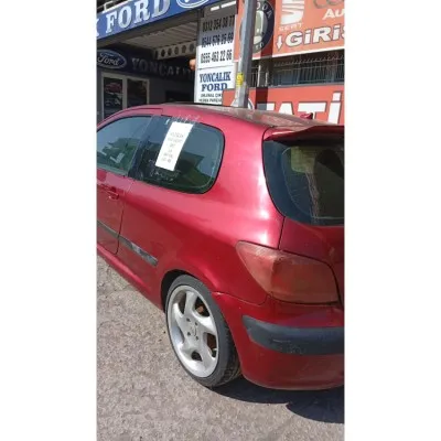 Peugeot 307 2002 hatchback çıkma orijinal sol yan duvar