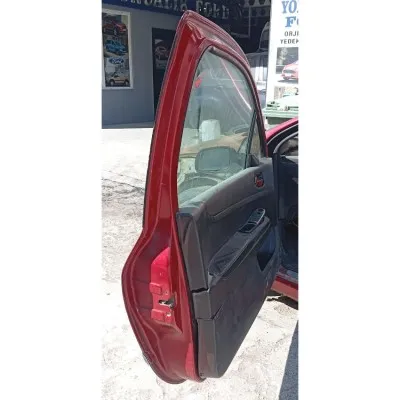 Peugeot 307 2002 hatchback çıkma orijinal sol ön kapı dolu