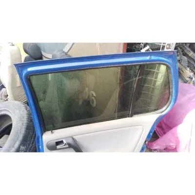 96-01 model Volkswagen Polo hatchback sağ arka kapı çıkma orijinal