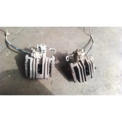 Volkswagen Bora sağ sol arka fren merkezi çıkma orjinal