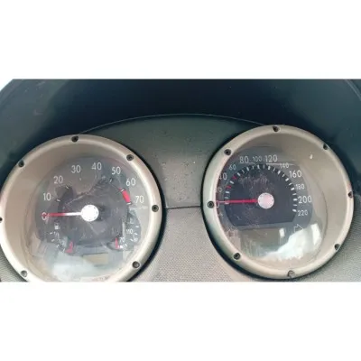 2001 Polo Hatchback çıkma orijinal kilometre saati