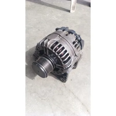 Volkswagen Transporter T5 1.9 tdı axb şarj dinamosu çıkma orjinal 045903023