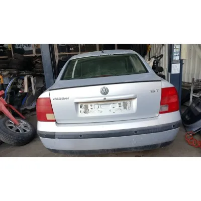 Passat B5  komple arka takım bagaj kapağı arka tampon sağ sol stop çıkma orjinal