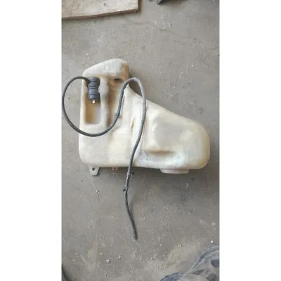 2000 model volkswagen volt LT 35 lt 46 cam su bidonu çıkma orjinal