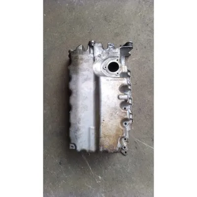 16-18 model Volkswagen Golf 7 1.6 TDI 2.0 TDI çıkma orjinal yağ karteri 04L103603