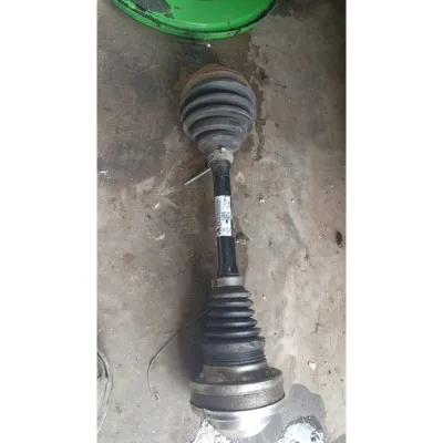 Ön sol aks Skoda Kamiq 1.5 16v TSI ACT 2Q0407271AR 