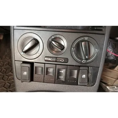 Volkswagen Polo Classic çıkma orjinal 96 2008 model klima kontrol paneli