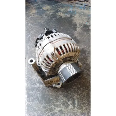 Volkswagen Transporter T5 2.5 130 luk çıkma orjinal şarj dinamosu