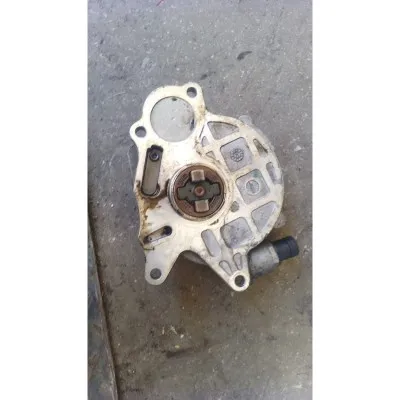 Volkswagen Passat B6 B7 2.0 TDI CBA motor çıkma orjinal tandem pompa ve fren vakumu 03L145100