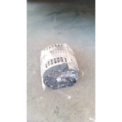 Volkswagen Passat B6 B7 2.0 TDI CBA motor çıkma orjinal şarj dinamosu pz03G903023
