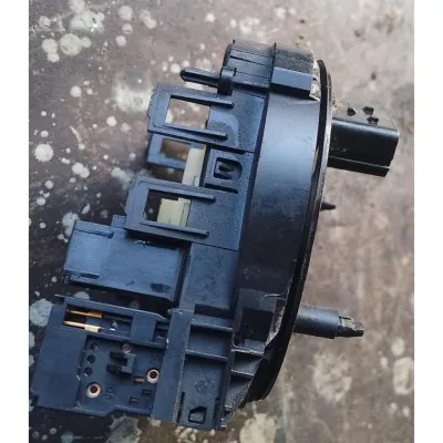 Volkswagen Transporter T7 airbag sargısı çıkma orjinal 6R0959654