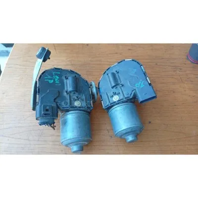 Seat Leon ön silecek motorları sağ sol çıkma 1P0955119A 1P0955120