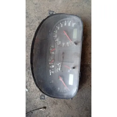 Transporter T4 2 5 TDI çıkma orijinal kilometre saati kilometre sayacı hız göstergesi 7D0920803b
