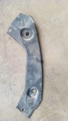 1K8805932 VOLKSWAGEN SCROCCO SAĞ FAR ÜST SACI ÇIKMA ORJİNAL