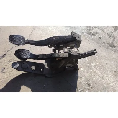 Volkswagen Transporter T5 t6 t7 debriyaj pedalı fren pedalı  7h1721057 7h1721059h