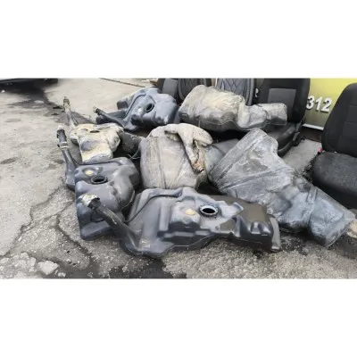 Volkswagen Transporter T4 1.9 2.4 2.5 mazot deposu çıkma orijinal  7d0201085g