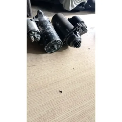 Volkswagen Transporter T4 2.4.  2.5 şarj dinamosu