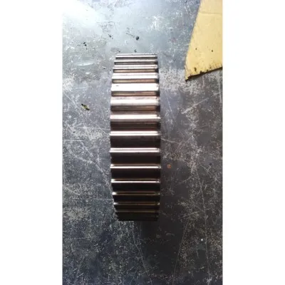 Volkswagen Transporter T4 2.5 tdı çıkma orjinal eksantrik kasnağı 069109111