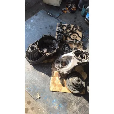 Volkswagen Transporter T5 1.9 TDI 2004-2010 modeller arası 5 vites şanzıman parçaları 