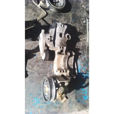 Volkswagen Transporter T5 1.9 tdı çıkma orjinal klima şarj braketi power bağlantı braketi  045903143F