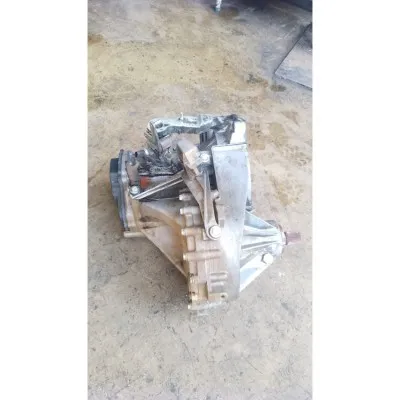 Volkswagen Transporter T5 1.9 tdı 5 ileri HCW kodlu çıkma orjinal şanzıman