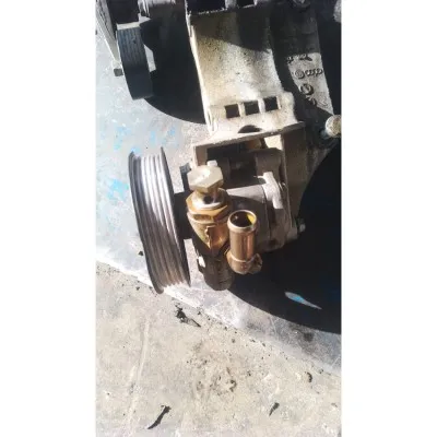 Volkswagen Transporter T5 1.9 tdı çıkma orjinal direksiyon poweri