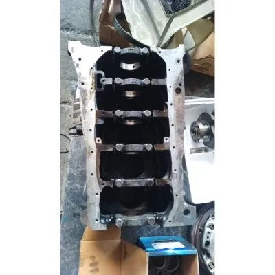 Volkswagen Transporter T4 2.5 tdı 5 silindir çıkma orjinal motor bloğu