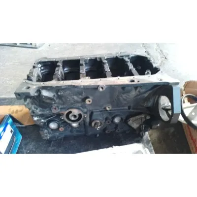 Volkswagen Transporter T4 2.5 tdı 5 silindir çıkma orjinal motor bloğu