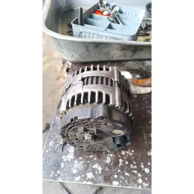 Volkswagen crafter 2.5 tdı çıkma orjinal şarj dinamosu