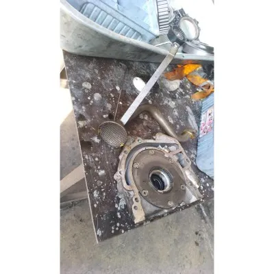 Volkswagen crafter 2.5 tdı çıkma orjinal yağ pompası ve süzgeçi