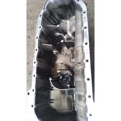 Volkswagen Transporter T4 2.5 5 silindir çıkma orjinal motor yağ karteri